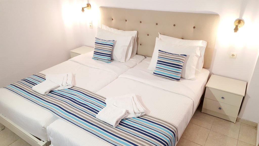 Фото Апартаменты Elychryson