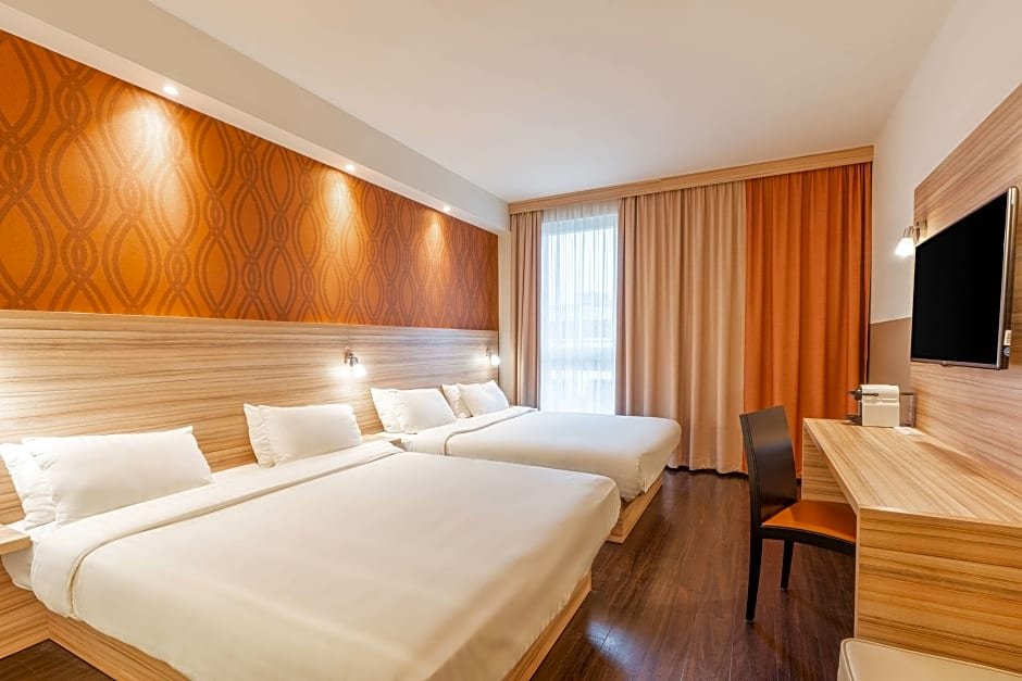 Фото отеля 3