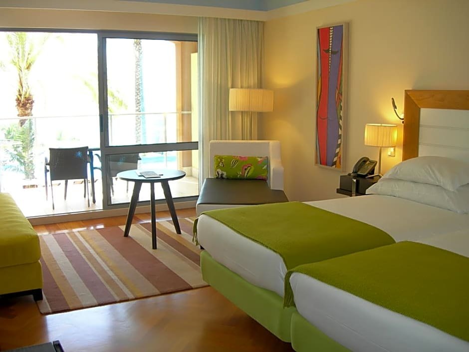 Фото Pestana Promenade