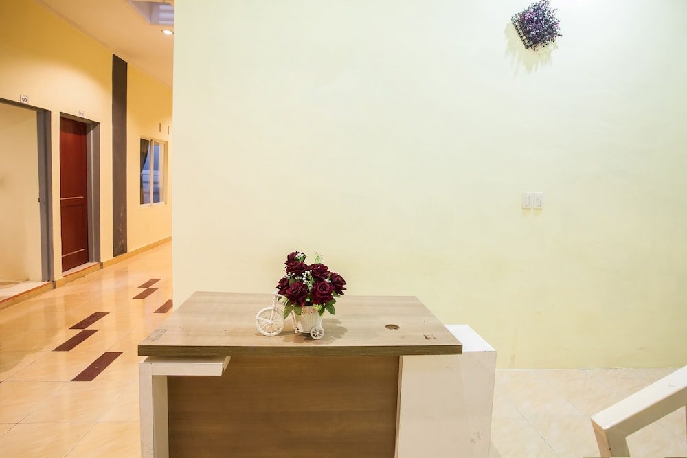 Фото Oyo 990 Stadion Residence Syariah