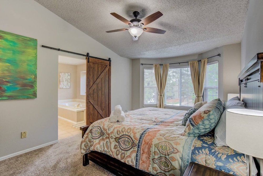 Фото 4br Af Academyw/hot Tub & Firepit