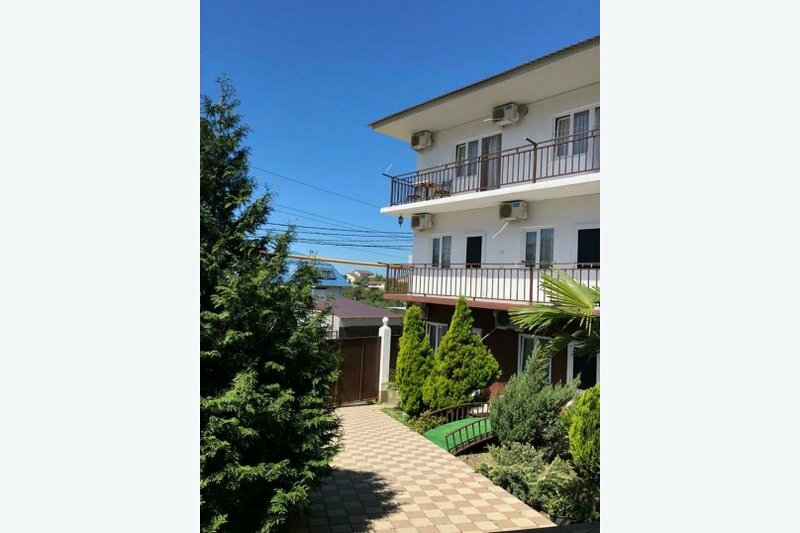 Гостиница Виктория в Лоо