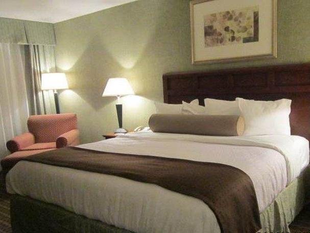 Фото Baymont by Wyndham Marietta