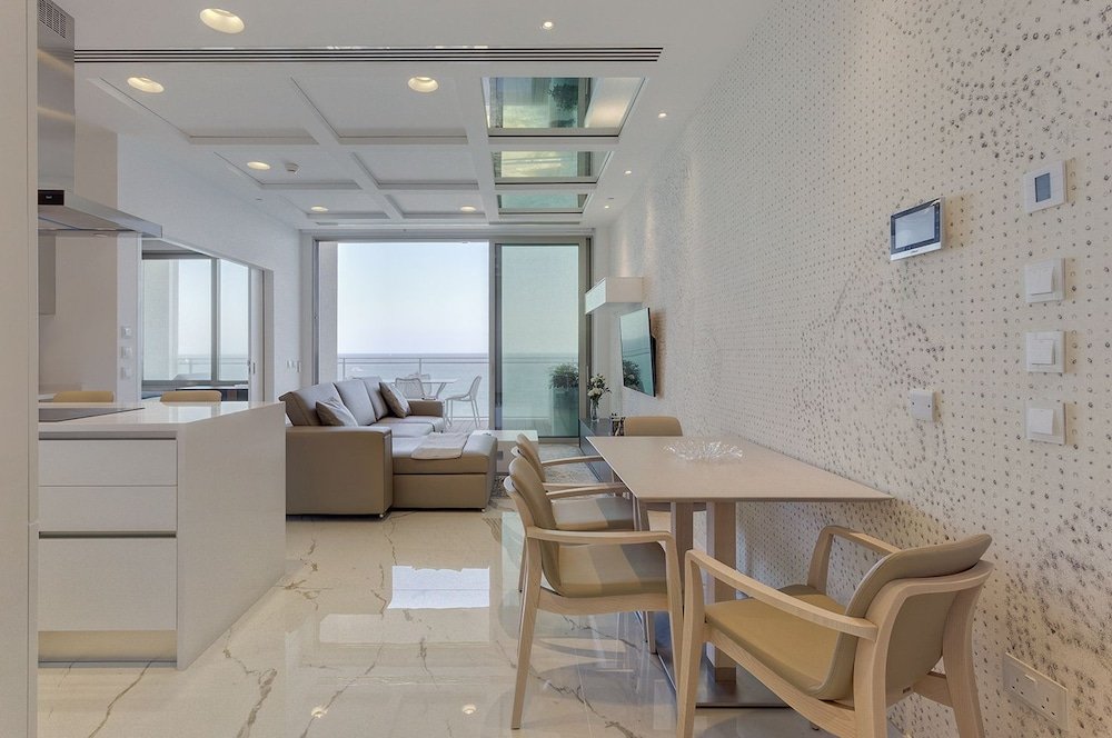 Фото Super Luxury Apartment in Tigne Point, Amazing Sea Views