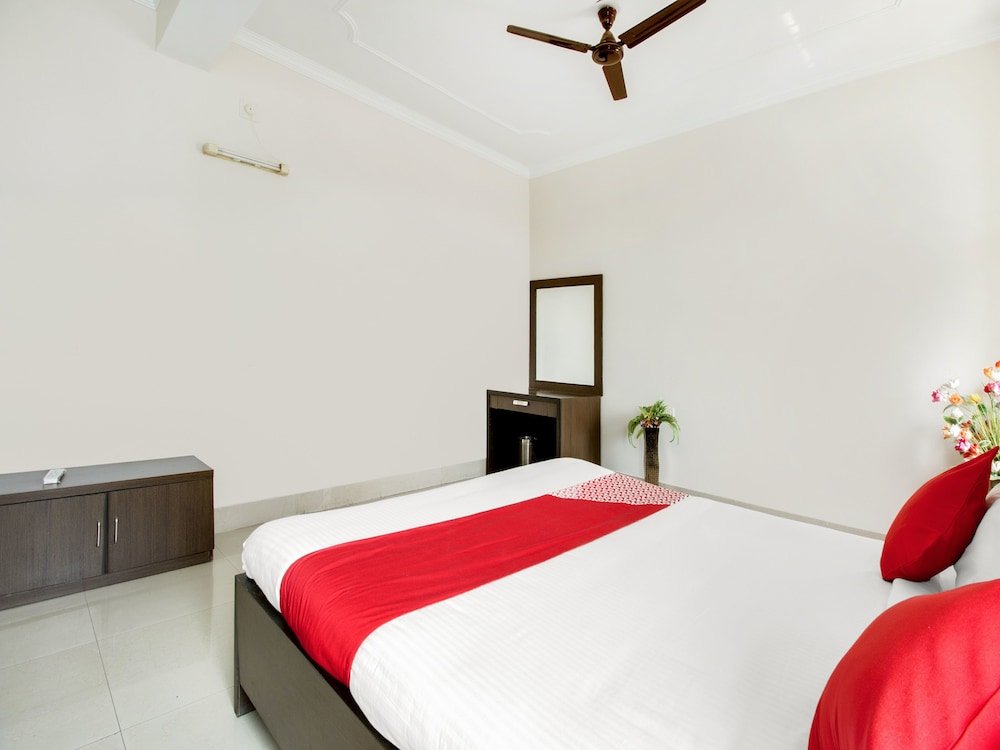 Фото Oyo 14693 Hotel Birsa Vihar, Ranchi