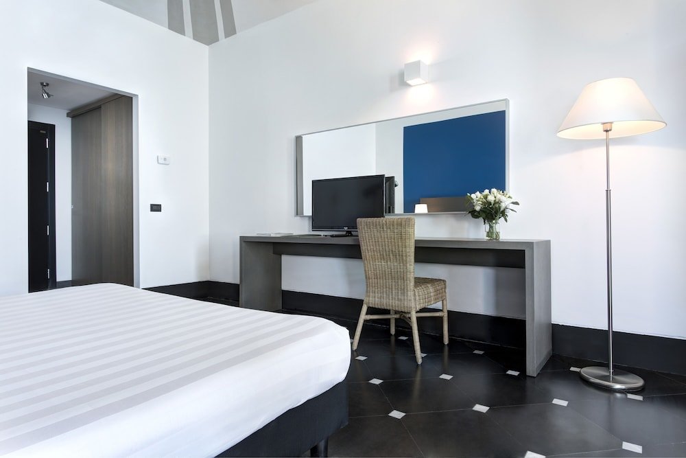 Фото Hotel Punta San Martino