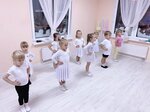Deti na parkete (Slavy Avenue, 55), dance school