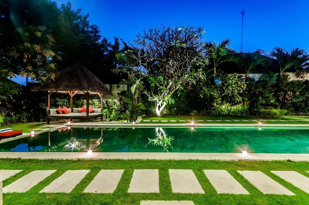 Фото Impiana Private Villas Seminyak