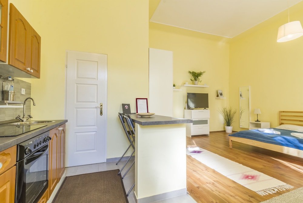 Фото Curry Apartments