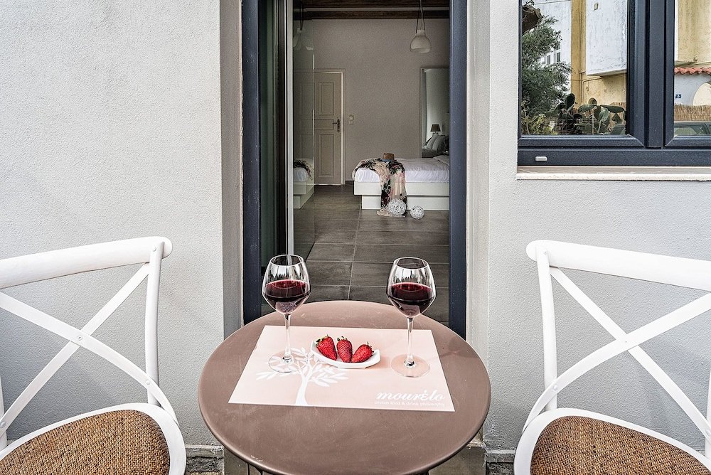 Фото Ikaros Suites