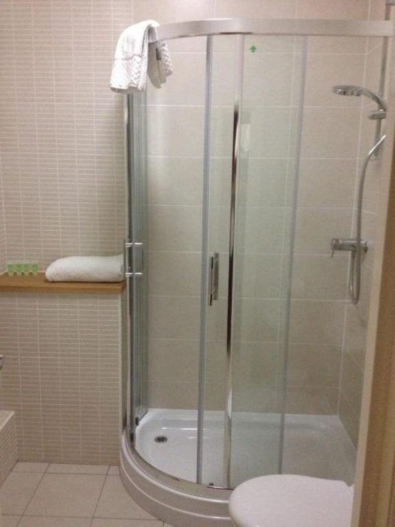 Фото 2 Crescent Gardens