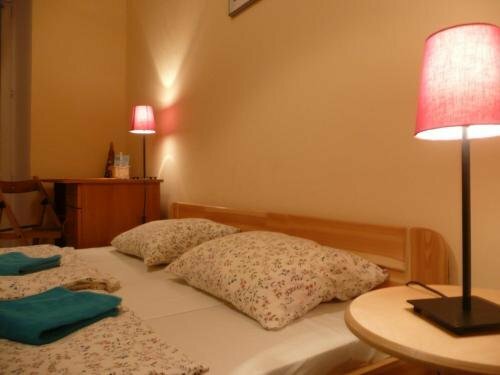 Гостиница Hostel Aleje 28 в Кракове