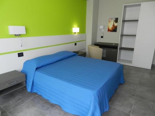 Фото Erasmus Hotel