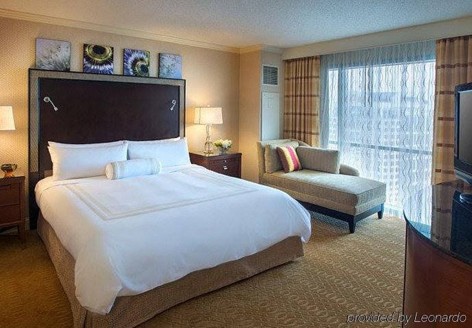 Фото Norfolk Waterside Marriott