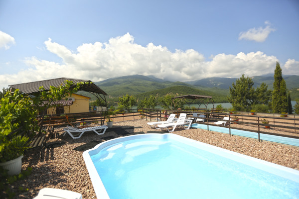 Фото Солнечный