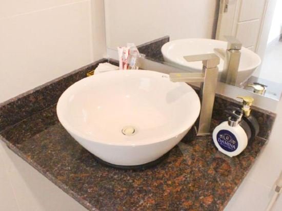 Фото Damina Boutique Hotel