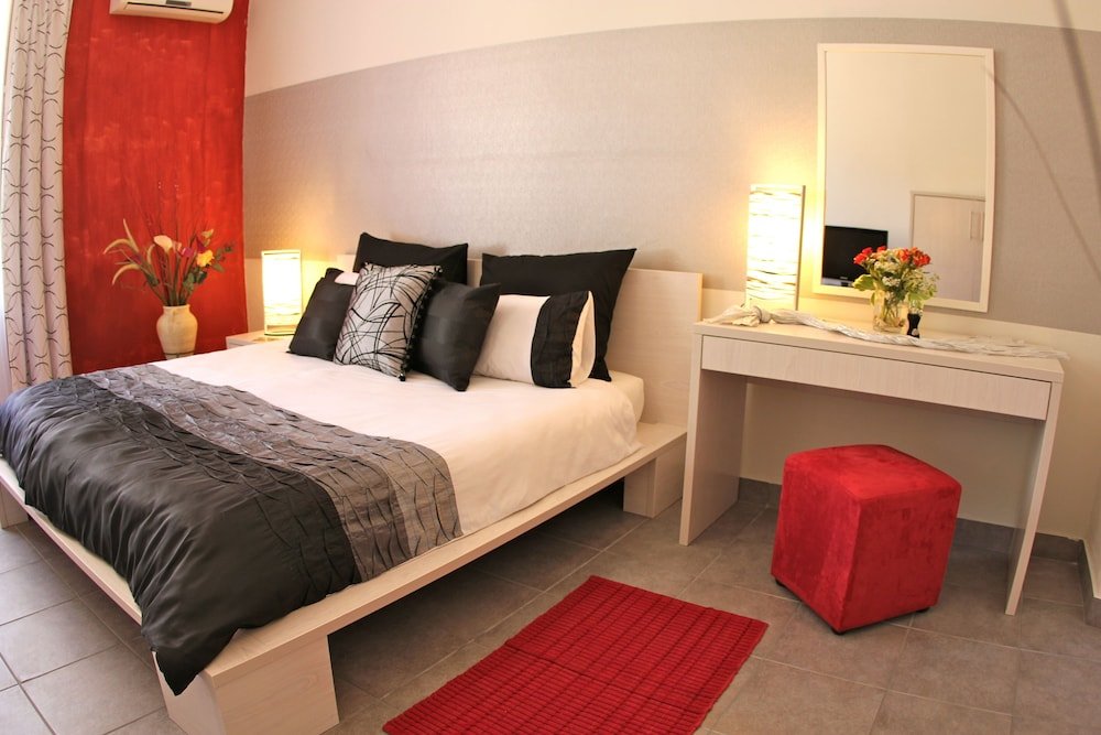 Фото Cape Valley Manor Guest House