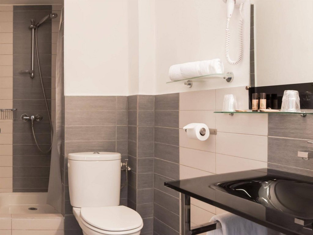 Фото Hôtel Le Chardon Bleu