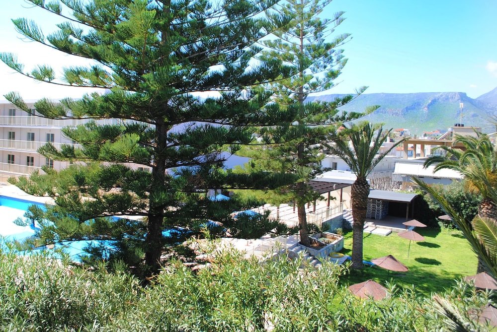 Фото Kostas Maria Studios