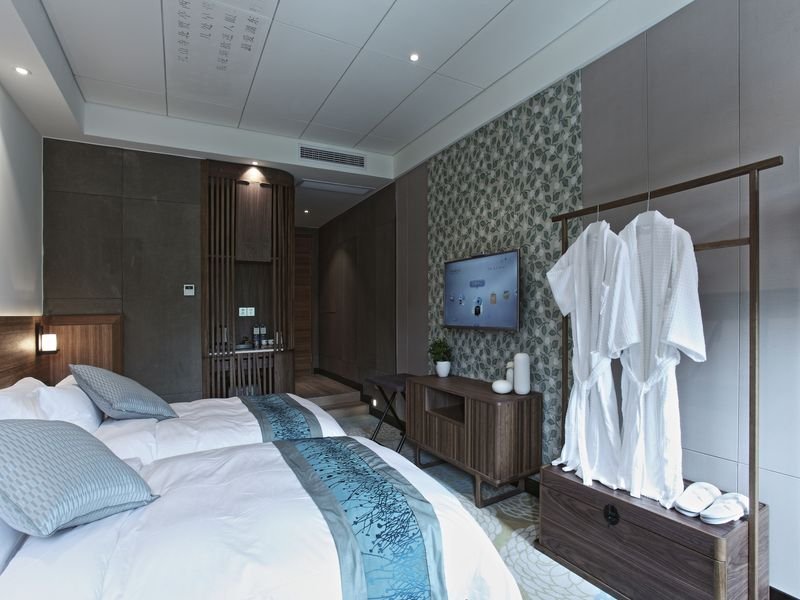 Фото Hangzhou Serene Cicada Hotel Hupao Branch