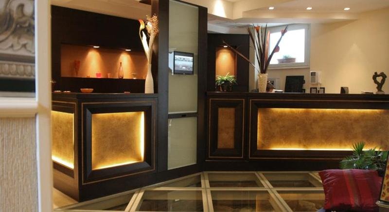 Фото Hotel Latinum