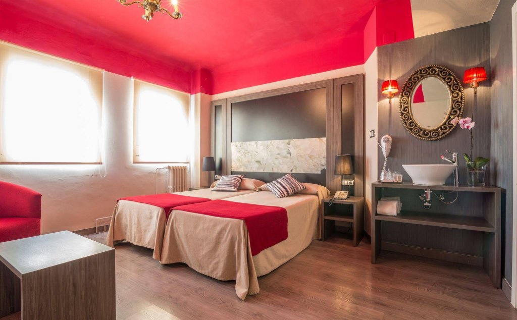 Фото Hotel Sevilla