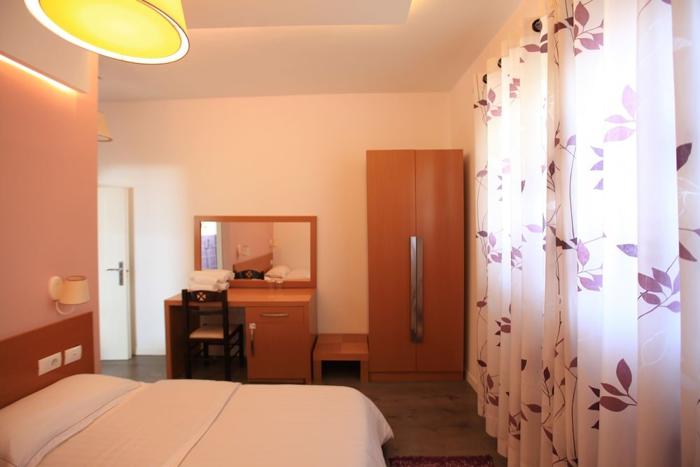 Фото Hotel Green House