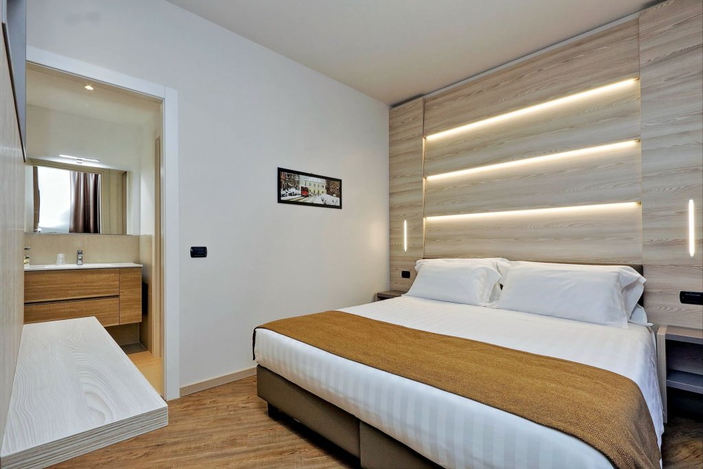Фото Duomo Hotel & Apartments