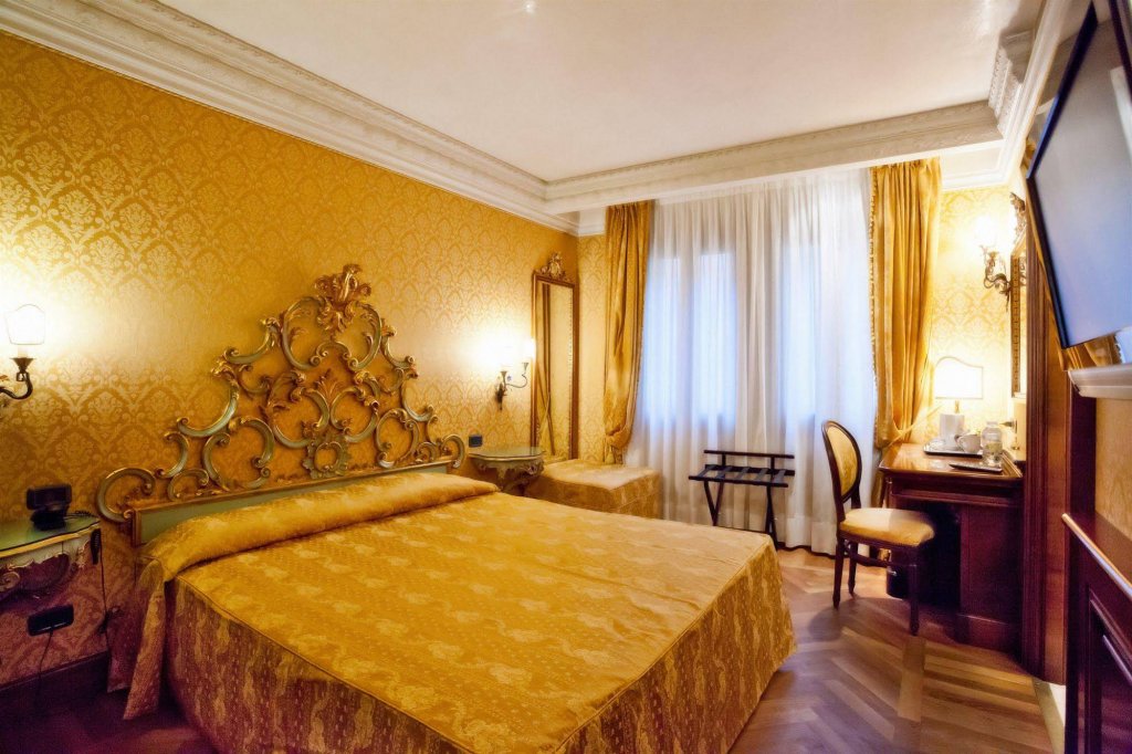Фото Palazzina Veneziana
