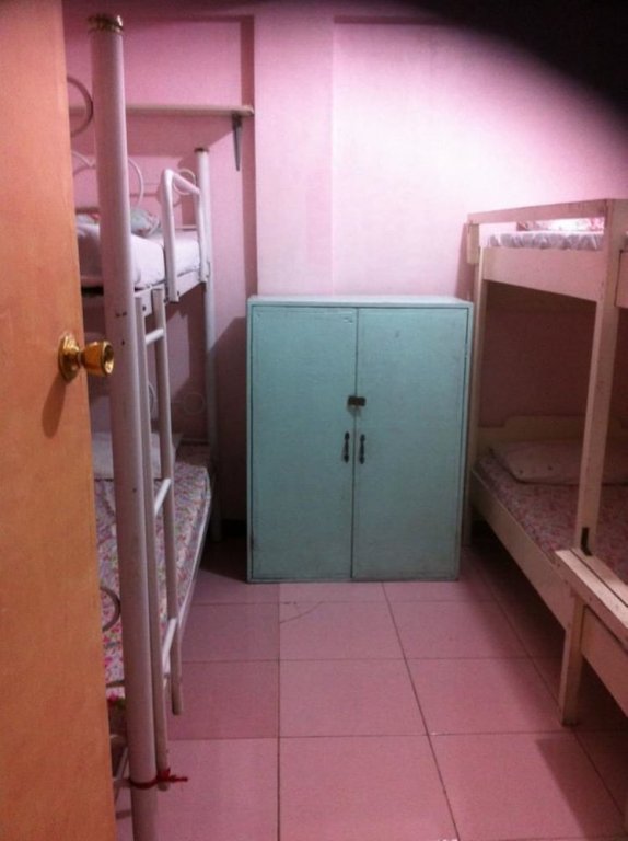 Фото 3br Unit 2 Jefrell Apartments