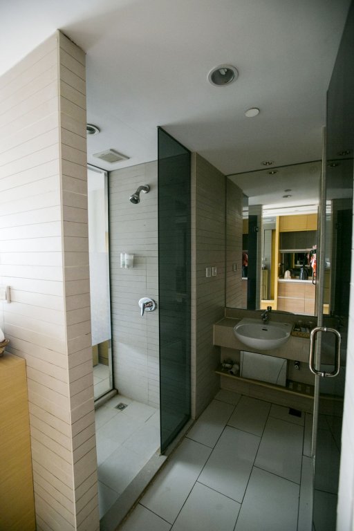 Фото Love Holiday Inn apartment