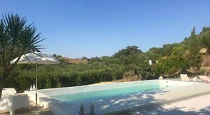 Bungalow with one bedroom in Madrigueras with private pool enclosed garden and WiFi
