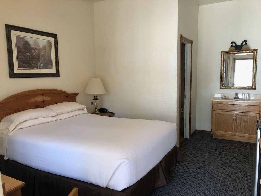 Фото Landmark Inn