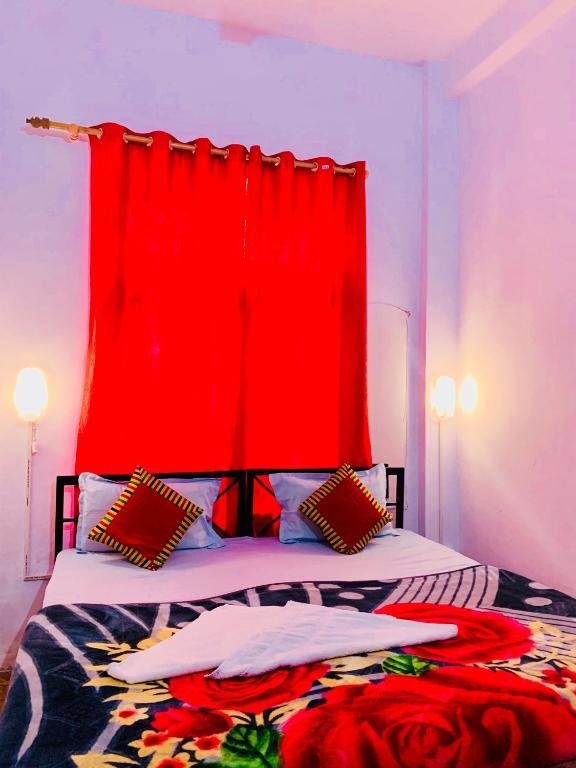 Фото Hotel Ishan A Riverside Retreat