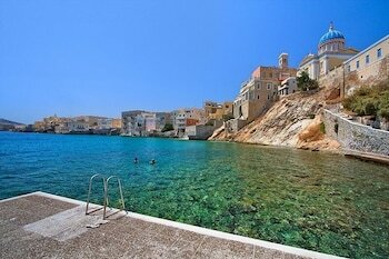Aegean View Seaside Apartment Syros