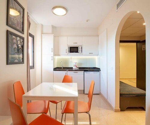 Внешний вид отеля Fuengirola Beach Apartamentos Turisticos в Фуэнхироле, фото 5