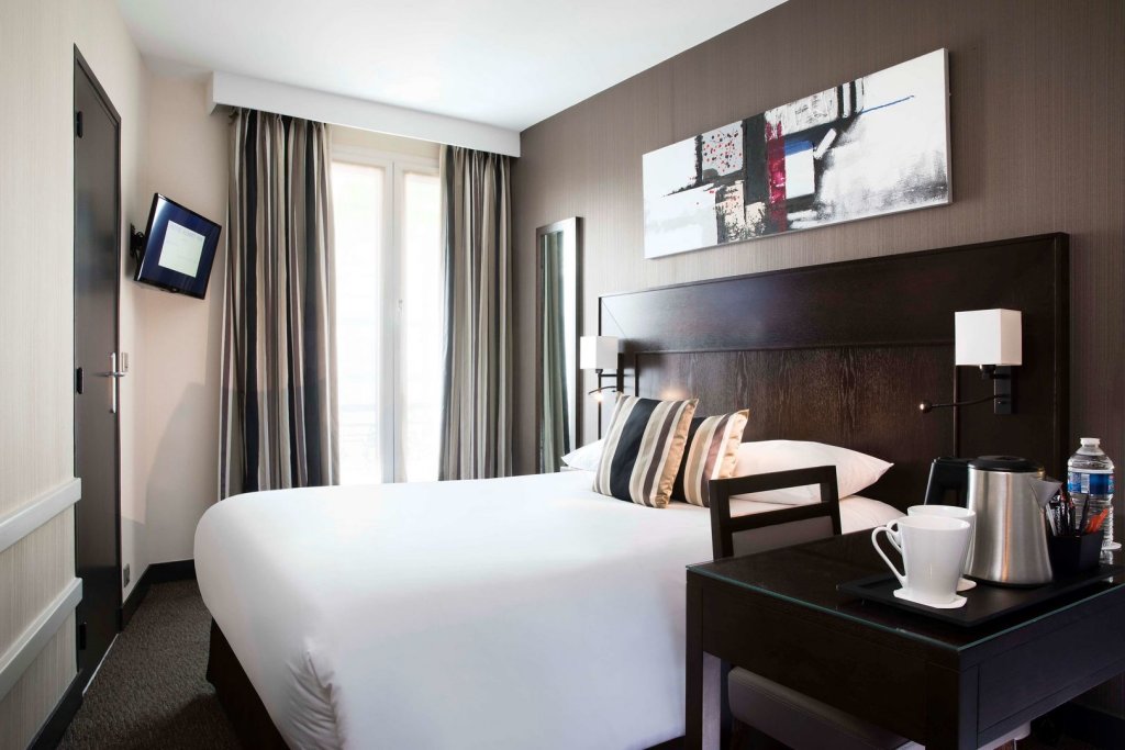 Фото Hotel Albert 1er Paris Lafayette