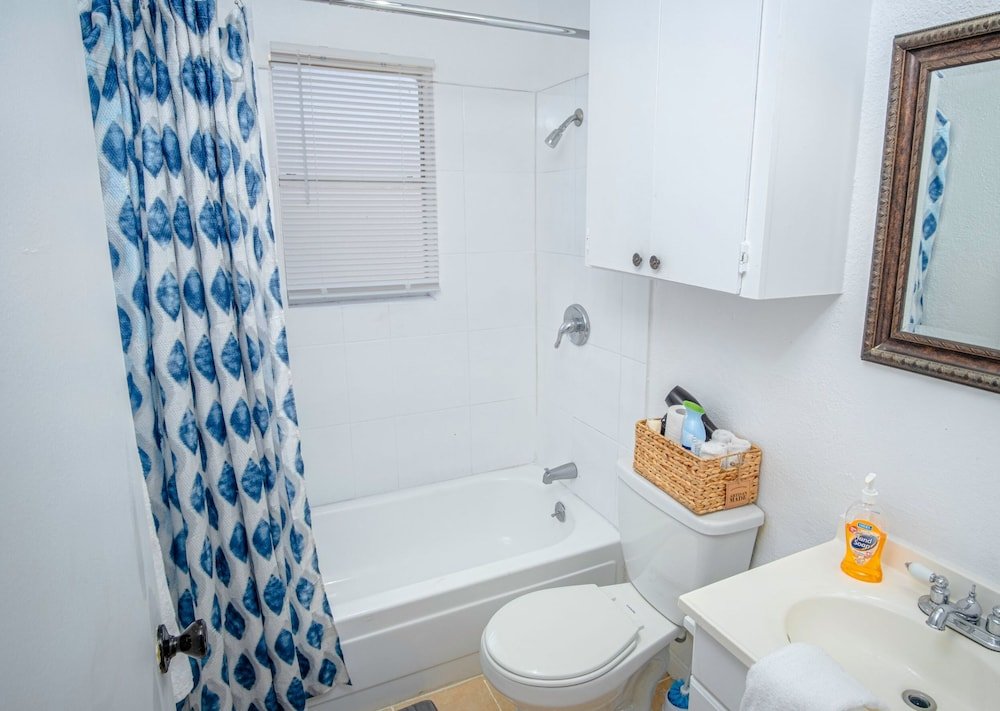 Фото Explore Pearl 2br/2ba Near Dt and Riverwalk