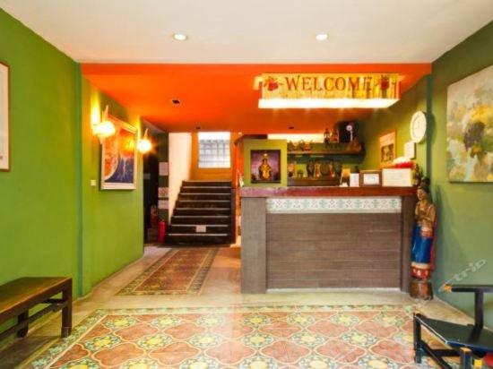 Фото отеля 2