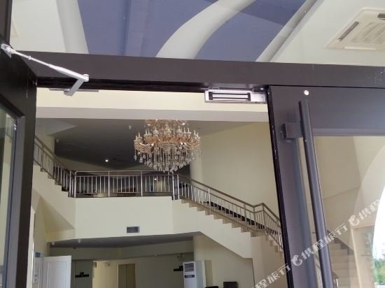 Фото 7 Days Inn Tianjin Bin Hai New Area Yu Jia Bao Bund Park