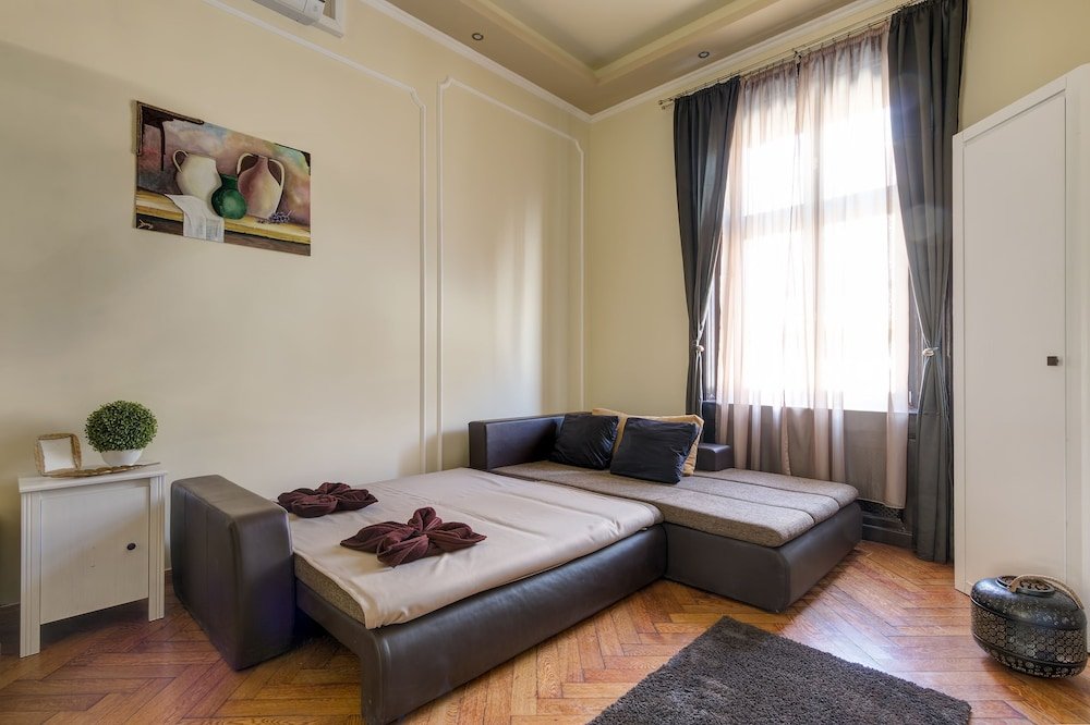 Фото Апартаменты Real Andrassy