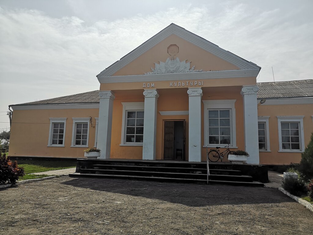 House of culture Mbuk Dk Semibalkovskogo selskogo poseleniya, Rostov Oblast, photo