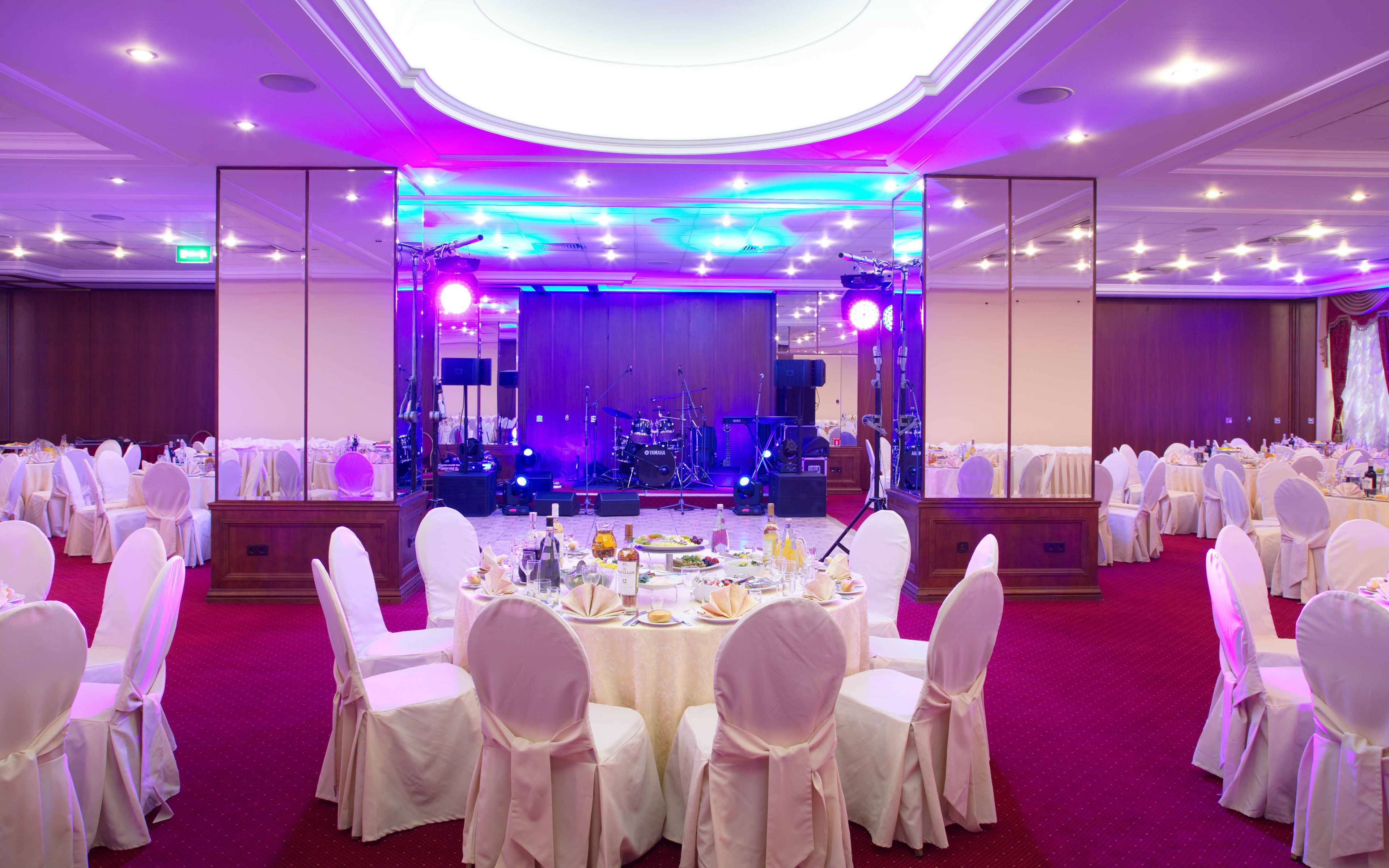 Фото Рэдиссон Славянская