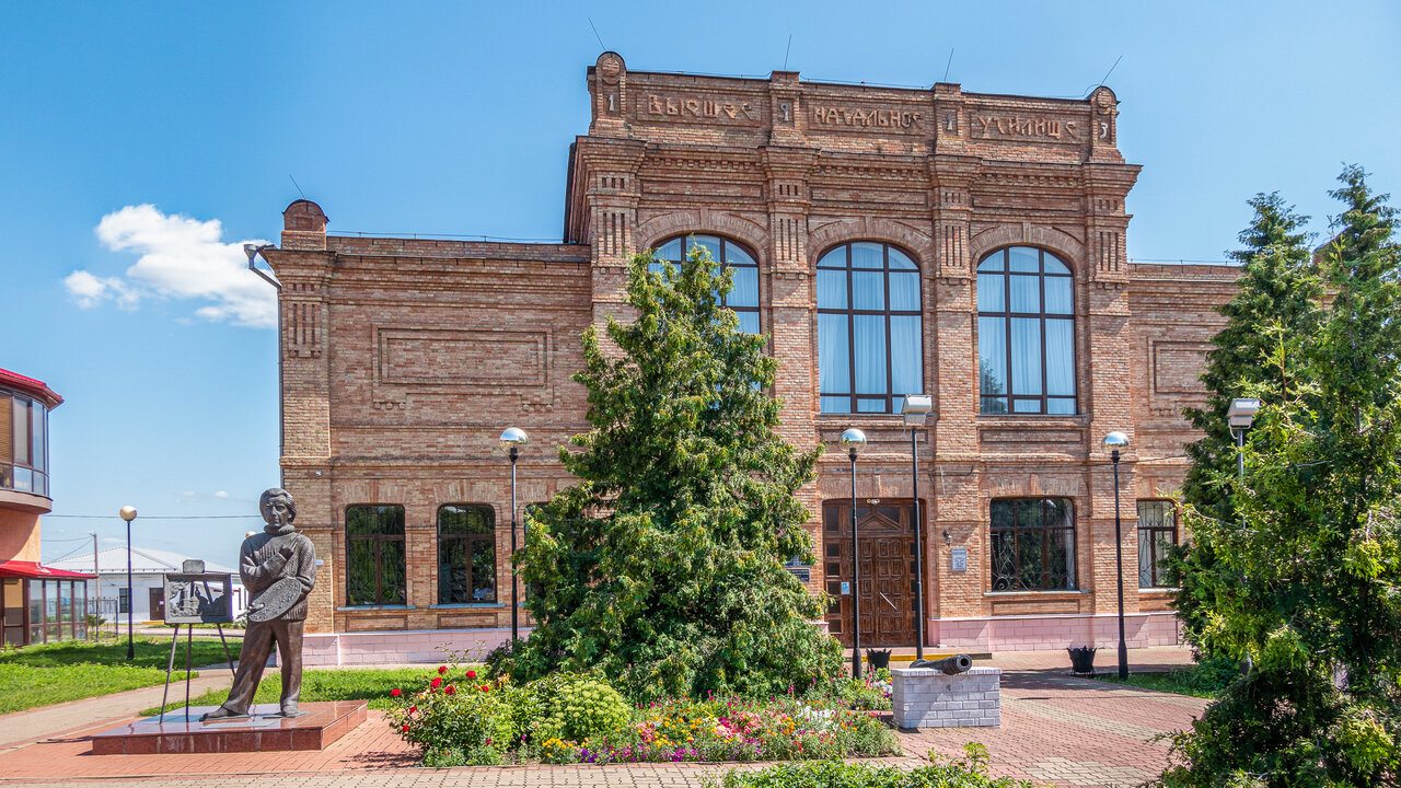 Здание Валуйского историко-художественного музея.