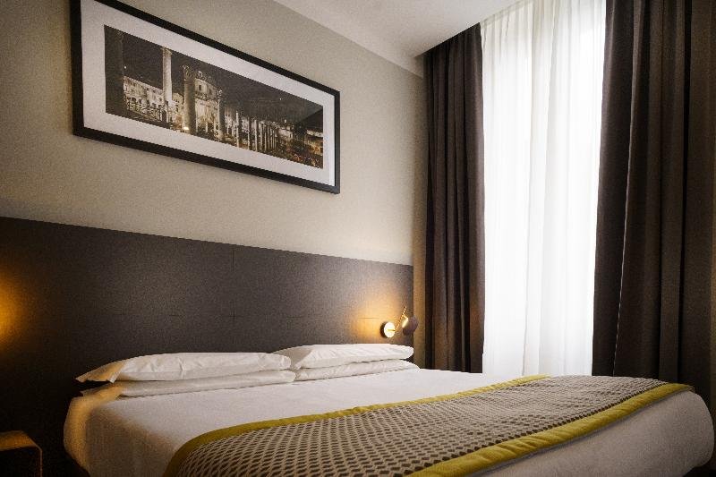 Фото The Cross Hotel