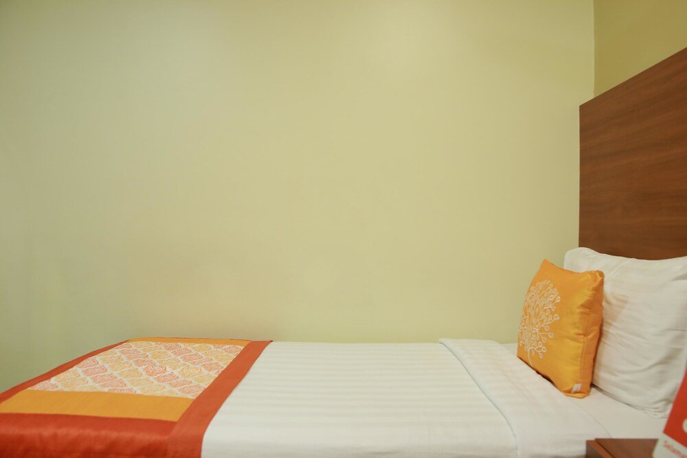 Фото Oyo 119 Gds Hotel