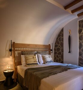 Гостиница Vrachos Suites Mykonos