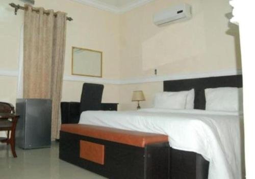 Фото Edmudian Court Luxury Apartments