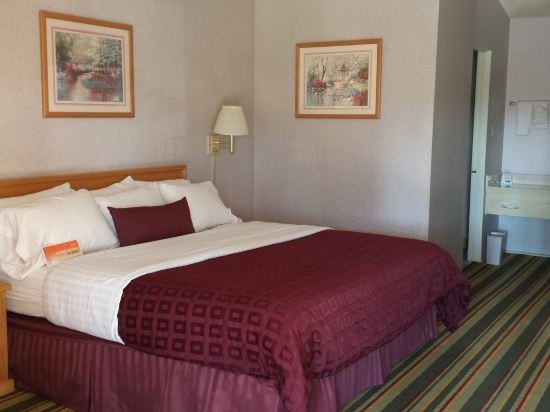 Фото Howard Johnson by Wyndham Phoenix Airport/Downtown Area