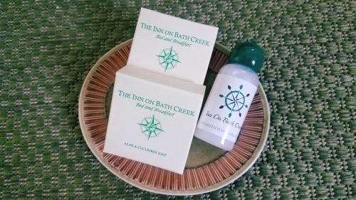 Фото The Inn on Bath Creek